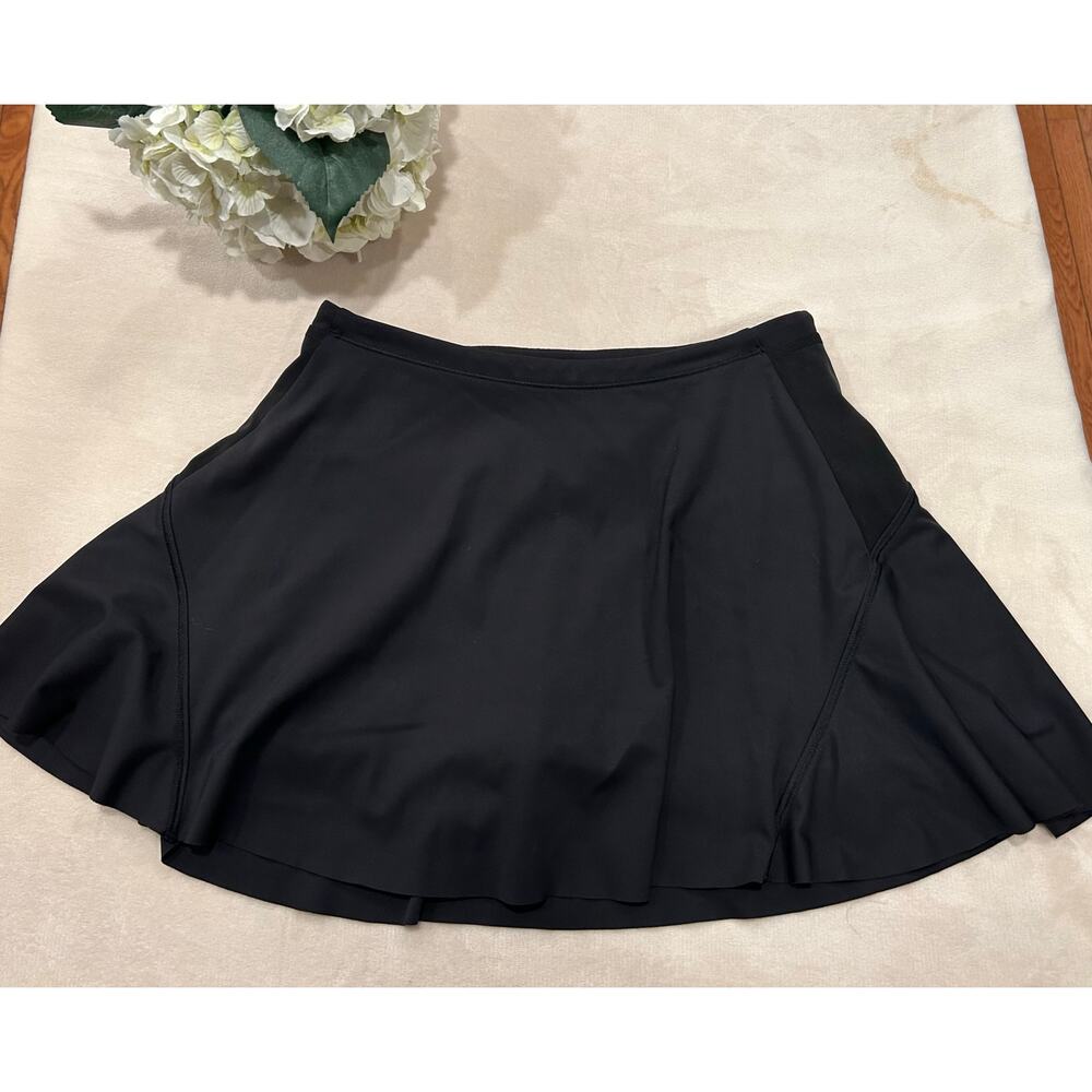 Athleta Black Match Point Skirt Skort 15.5”, Size XXS